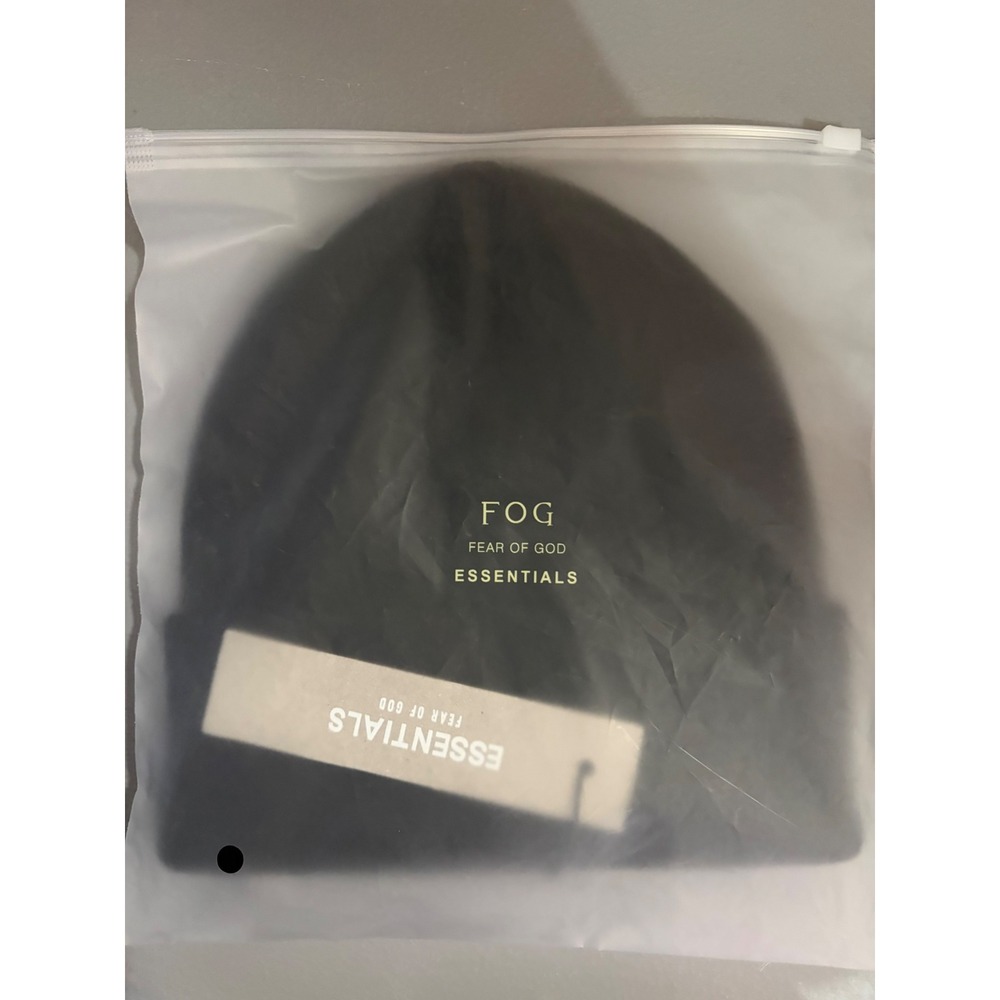 Fear of God Essentials Beanie Mens OS Black Sixth Collection Cuffed Knit Hat NWT - Picture 2 of 6